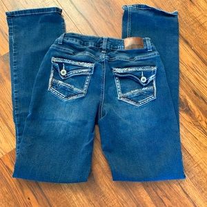 Maurices jeans